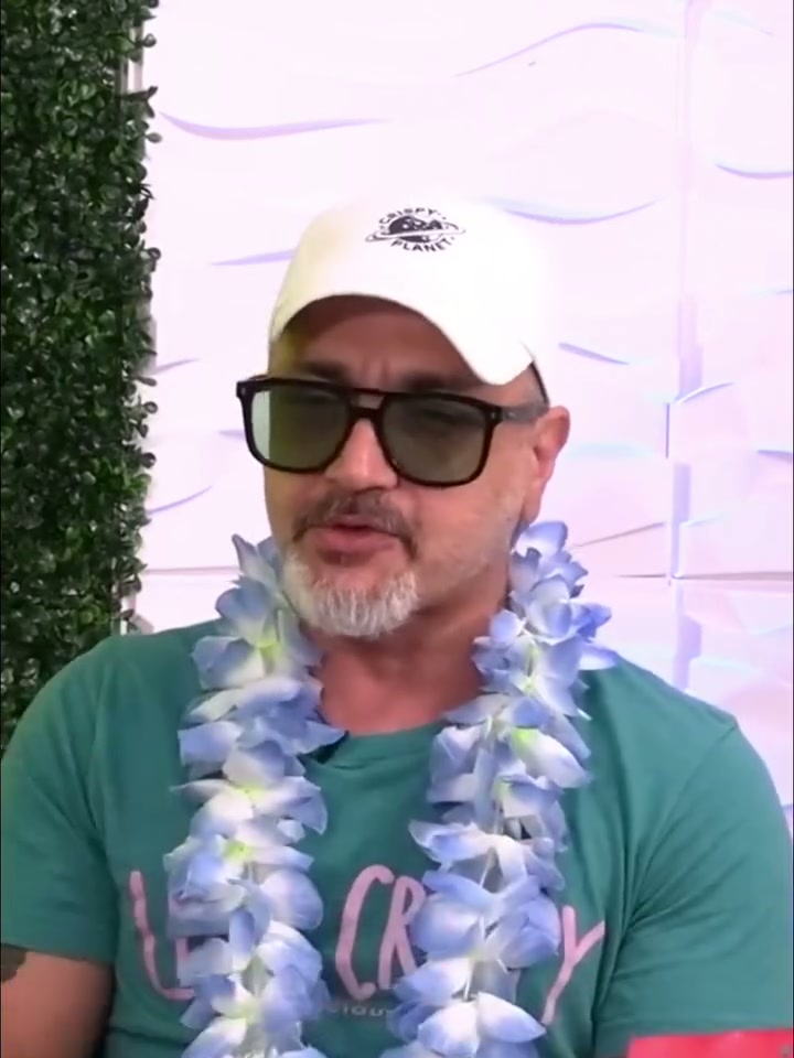 Chef Dave telling how Live Crispy started